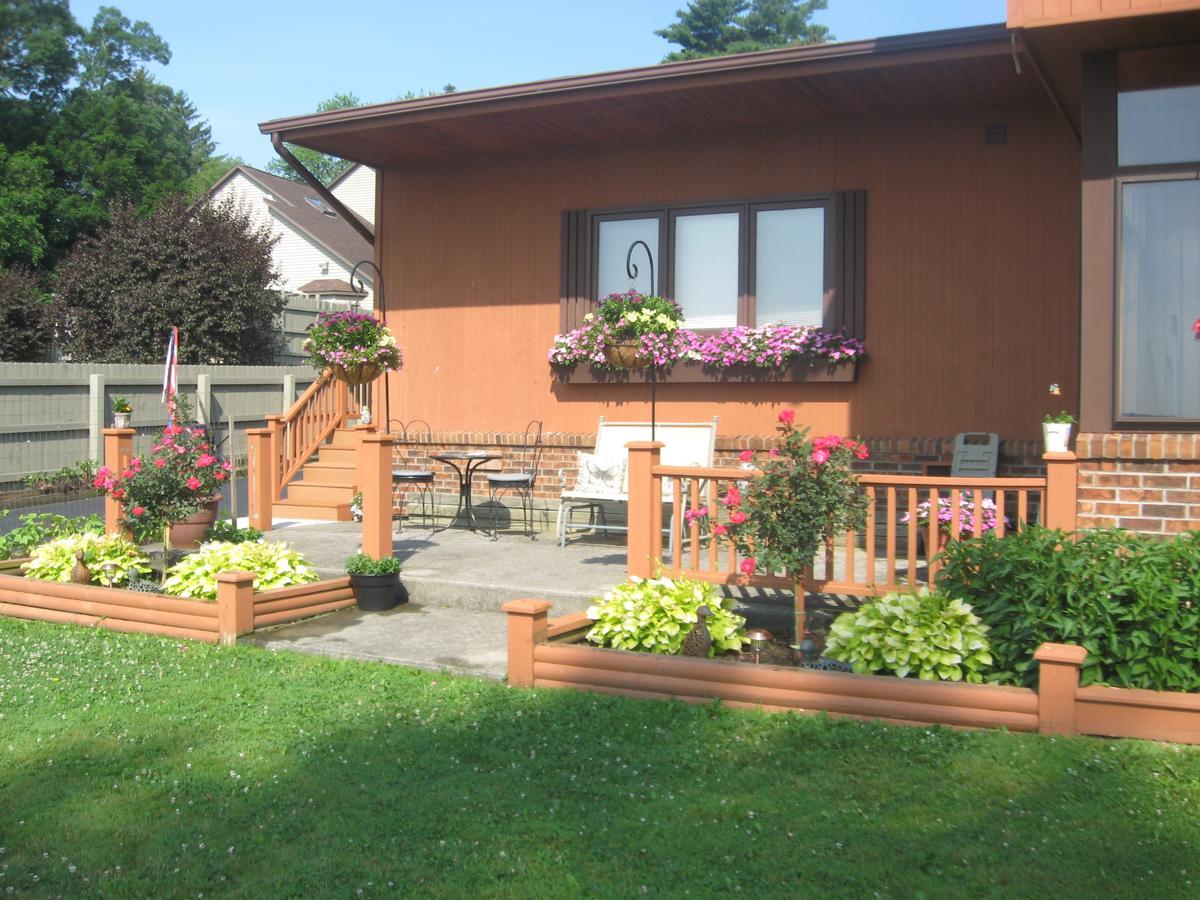 Serenity On The Lake Auburn Exterior foto