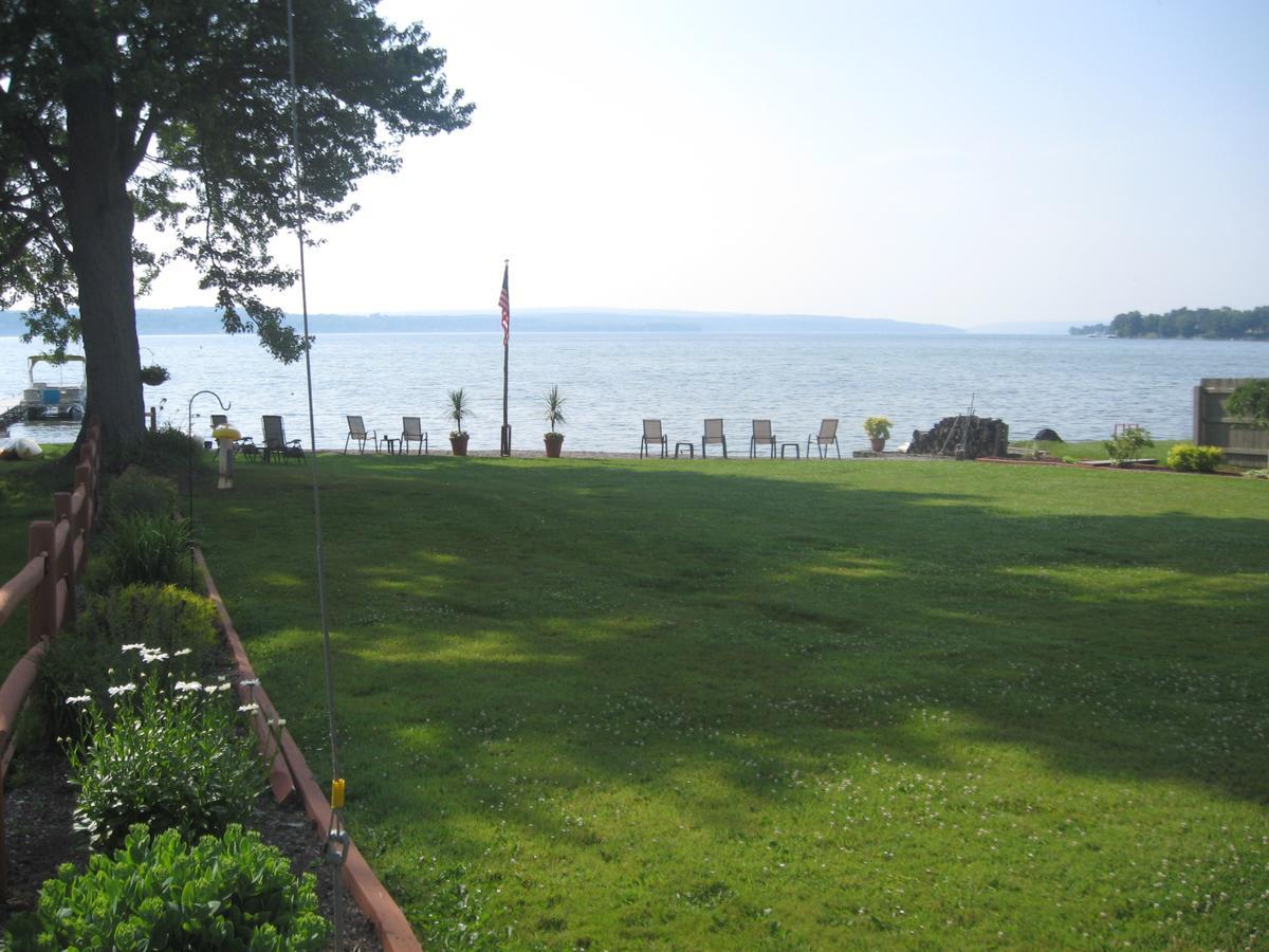Serenity On The Lake Auburn Exterior foto